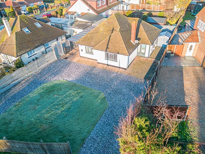 3 Bedroom Detached Bungalow For Sale In Greensward Lane, Hockley, SS5