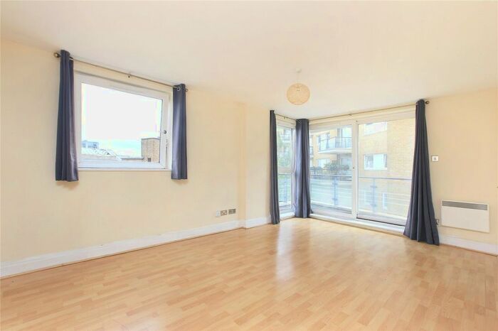 1 Bedroom Flat To Rent In Dolphin House, Smugglers Way, SW18