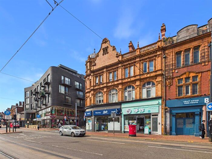 5 Bedroom House To Rent In West Street Sheffield, S1