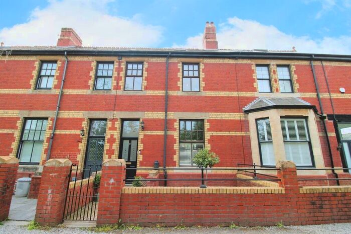 4 Bedroom Town House For Sale In Station Terrace, Wenvoe, Cardiff, CF5