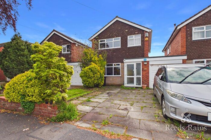 5 Bedroom Detached House For Sale In Firs Road, Sale, Greater Manchester, M33