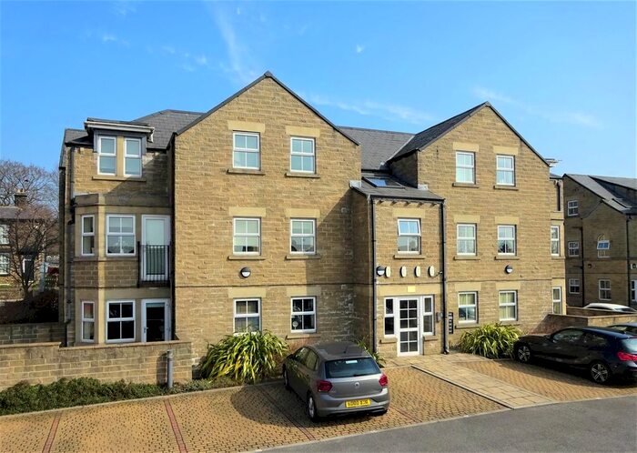 2 Bedroom Flat To Rent In Manor Fold, Horsforth, Leeds, West Yorkshire, Uk, LS18