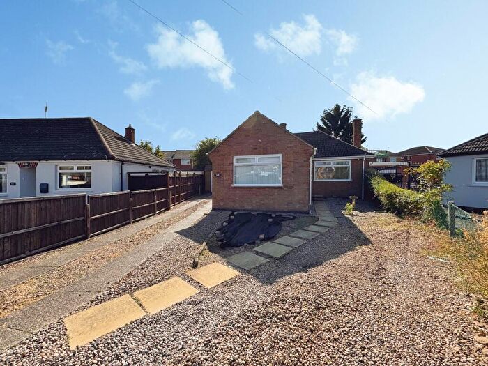 2 Bedroom Detached Bungalow For Sale In The Roundway, Thurmaston, Leicestershire., LE4