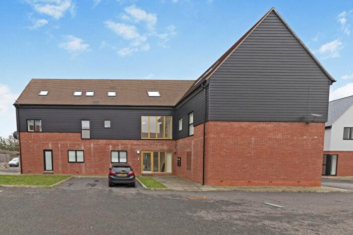 1 Bedroom Flat To Rent In Belvedere Close - Billericay, CM11