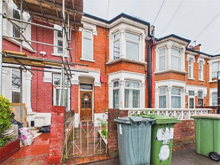 1 Bedroom Flat To Rent In Strone Road, London, E12