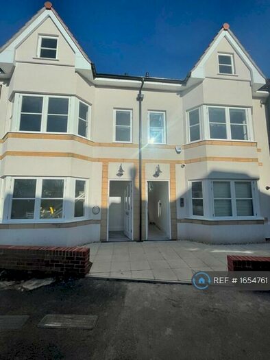 2 Bedroom Flat To Rent In Devonshire Road, Bristol, BS6