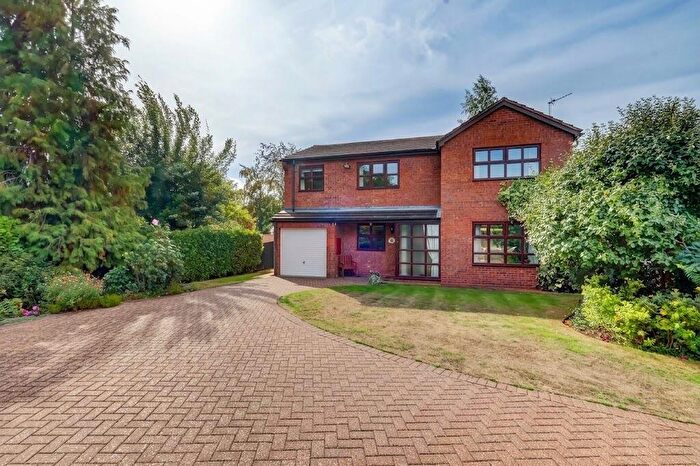 3 Bedroom Detached House For Sale In Willow Way, Princes Risborough, HP27