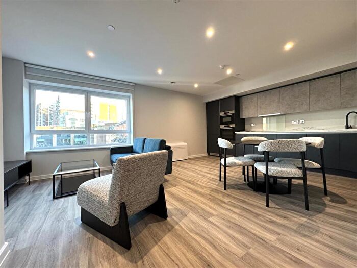 2 Bedroom Apartment To Rent In Caversham Road, Reading, RG1