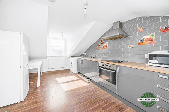 3 Bedroom Flat To Rent In Benson Avenue, East Ham, London, E6