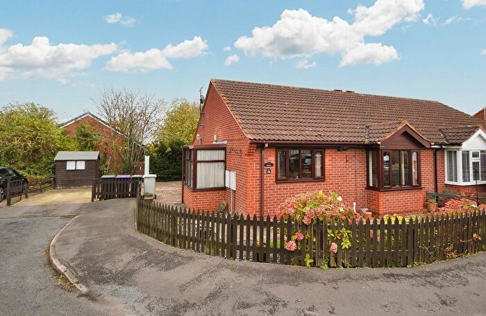 2 Bedroom Semi-Detached Bungalow For Sale In Station Approach, Louth, LN11