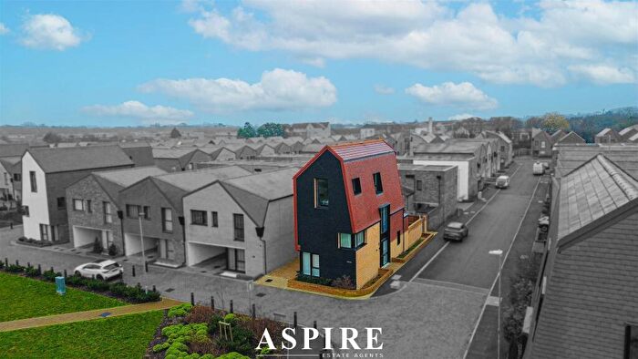 4 Bedroom Detached House For Sale In Turing Link, Basildon, SS14