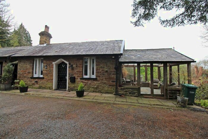 2 Bedroom Cottage To Rent In Dean Wood, Rivington, Bolton, BL6