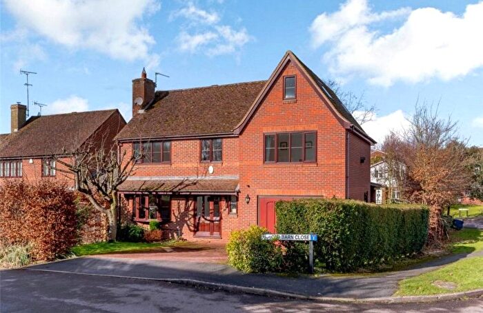 5 Bedroom Detached House To Rent In Old Barn Close, North Waltham, Basingstoke, Hampshire, RG25