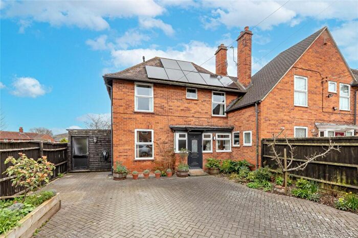 3 Bedroom End Of Terrace House For Sale In St. Andrews Road, Didcot, Oxfordshire, OX11