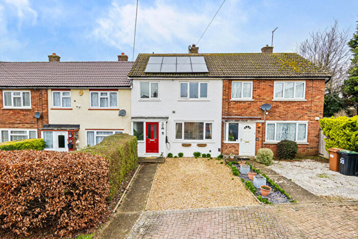 3 Bedroom Terraced House For Sale In Pope Road, Wellingborough, NN8