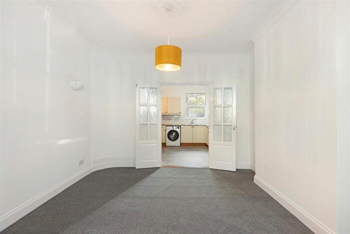 1 Bedroom Flat To Rent In Adys Road, London, SE15