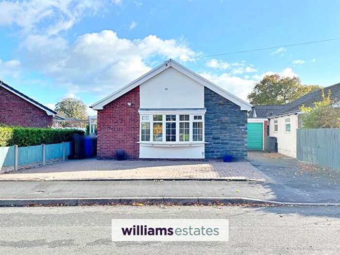 2 Bedroom Detached Bungalow For Sale In Denbigh, LL16