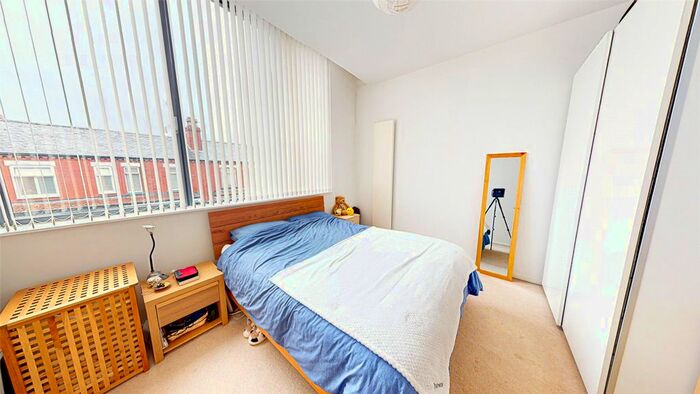 1 Bedroom Flat To Rent In Woodfield Road, Altrincham, WA14