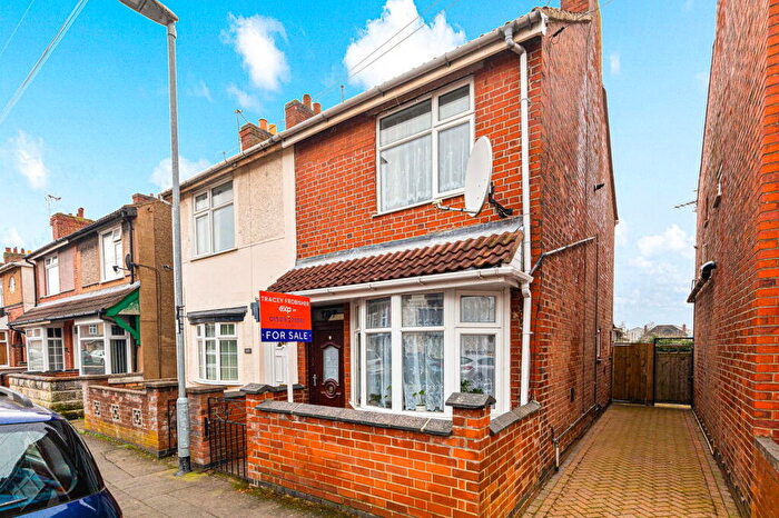 2 Bedroom Semi-Detached House For Sale In Park Road, Coalville, LE67