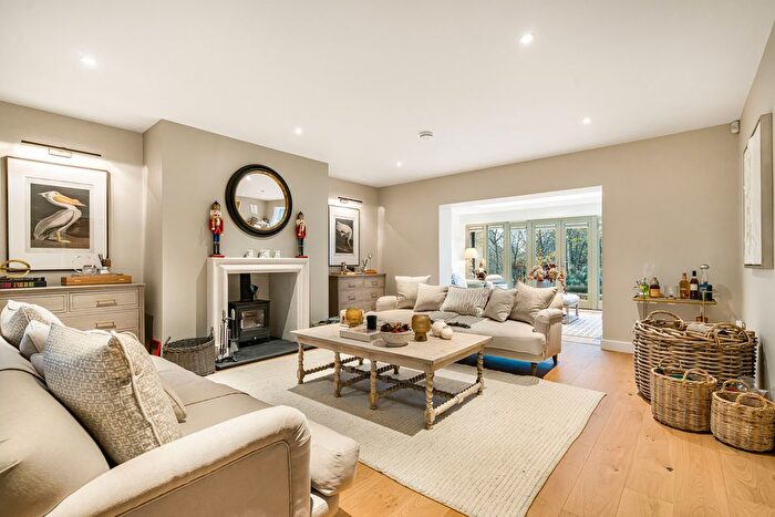 5 Bedroom Country House For Sale In Kethero Close, Chipping Norton, OX7