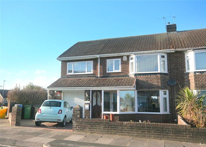 4 Bedroom Semi-Detached House For Sale In St Ronans Drive, Seaton Sluice, NE26