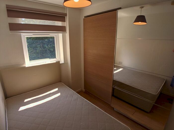 2 Bedroom Flat To Rent In Amherst Road, Fallowfield, Manchester, M14