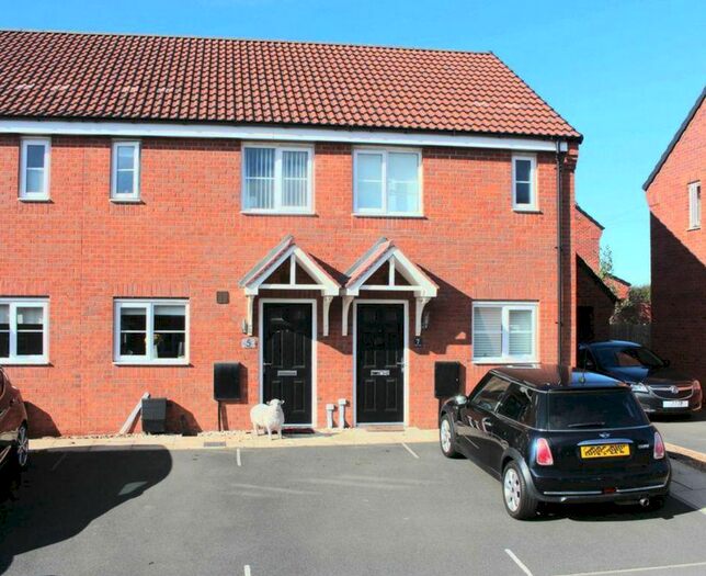 2 Bedroom Town House To Rent In Culture Close, Melton Mowbray, LE13