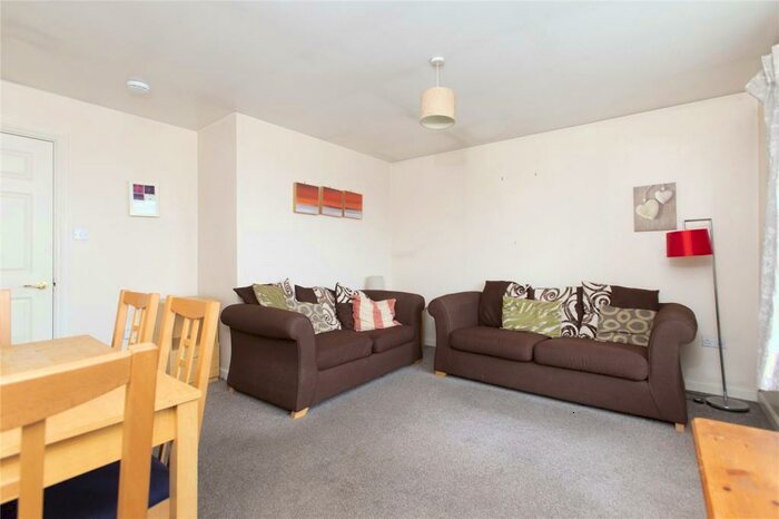 2 Bedroom Apartment To Rent In Dryden Gait, Leith, Edinburgh, EH7