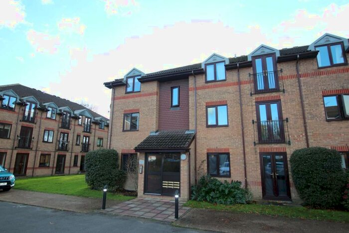 1 Bedroom Apartment To Rent In Westlands, Horsham, RH13