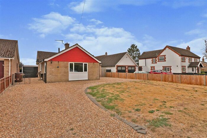 3 Bedroom Bungalow To Rent In Ketts Hill, Necton, Swaffham, PE37