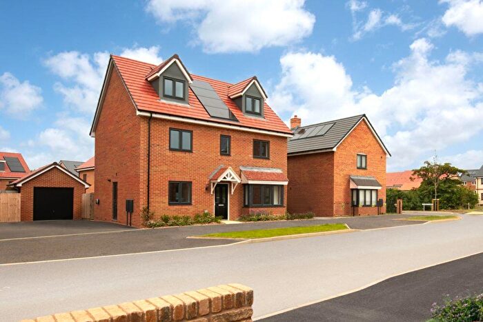 5 Bedroom Detached House For Sale In Off The, Daventry, NN11