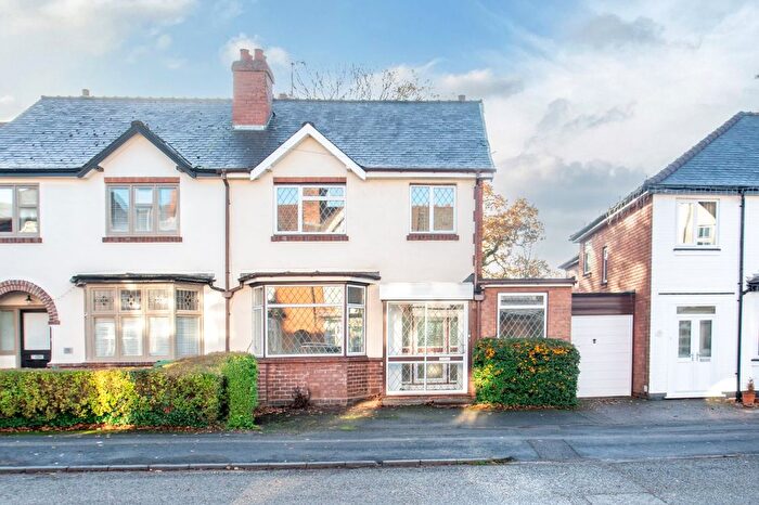 3 Bedroom Semi Detached House For Sale In Rectory Road, Redditch, Worcestershire, B97