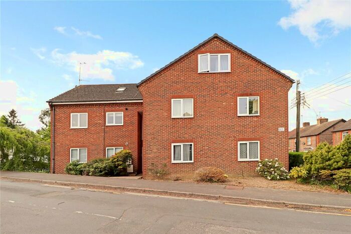 1 Bedroom Flat To Rent In Kents House, Triangle Road, Haywards Heath, West Sussex, RH16