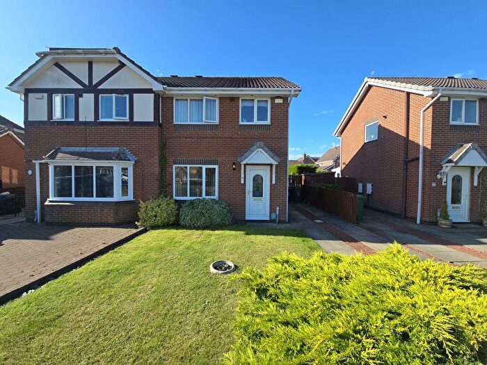 3 Bedroom Semi-Detached House For Sale In Pennine Drive, Wansbeck Manor, Ashington, NE63