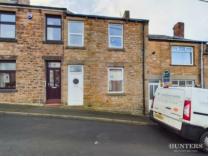 3 Bedroom Terraced House To Rent In George Street, Blackhill, Consett, DH8