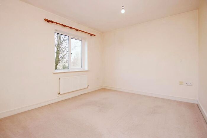 2 Bedroom Flat To Rent In Champs Sur Marne - Bradley Stoke, BS32