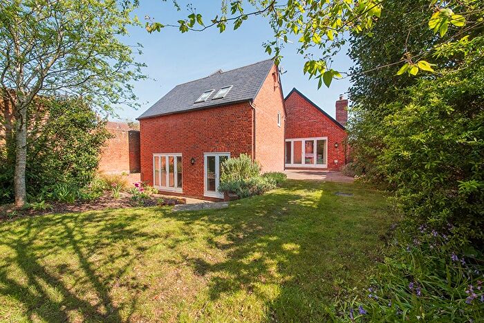 5 Bedroom Detached House For Sale In Rectory Road, Wokingham, RG40