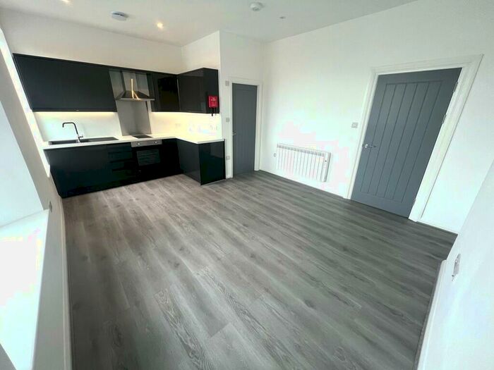 1 Bedroom Apartment To Rent In Brunswick Road, Plymouth, PL4