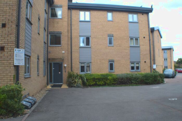 2 Bedroom Flat To Rent In Saw Mill Court, Far Cotton, Northampton, NN4