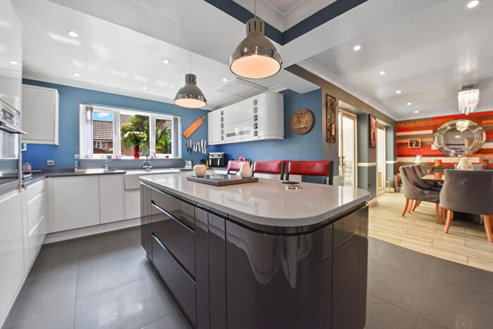 4 Bedroom Detached House For Sale In Recreation Way, Kemsley, Sittingbourne, ME10