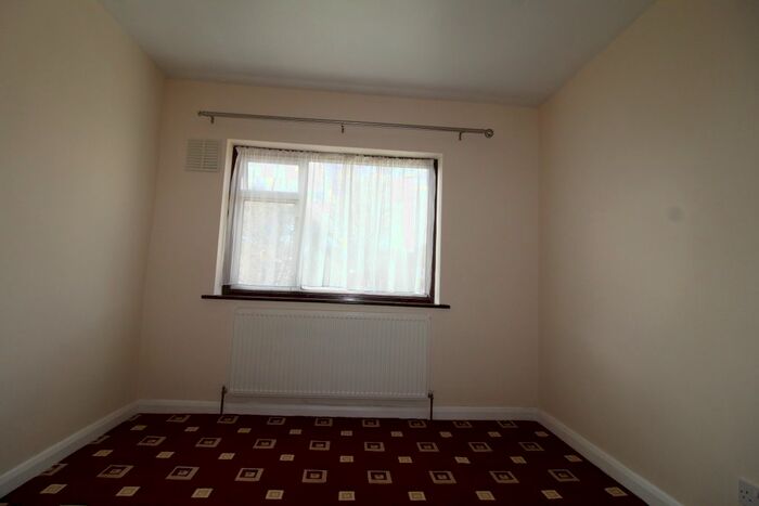 3 Bedroom Terraced House To Rent In Midhurst Gardens, Uxbridge, UB10