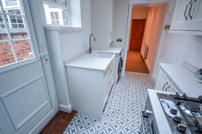 3 Bedroom Terraced House For Sale In Lawrence Road, Broadheath, Altrincham, WA14