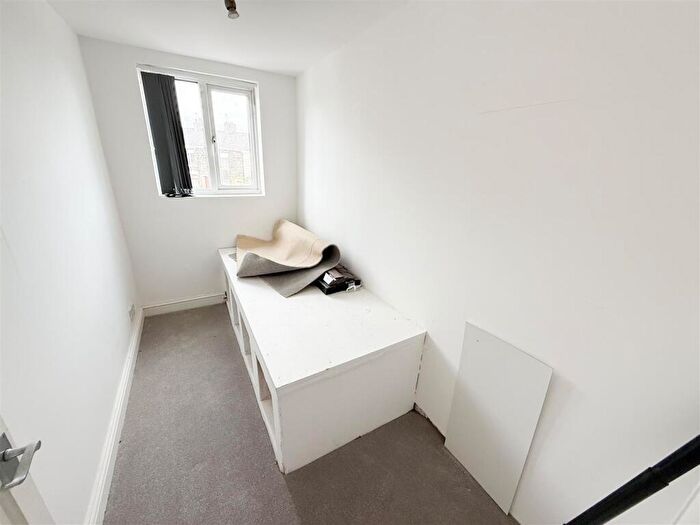 4 Bedroom Terraced House To Rent In Catterall Street, Blackburn, BB2