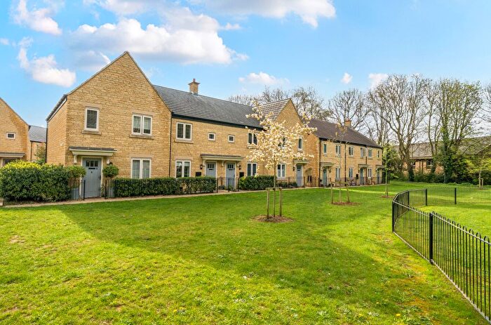 2 Bedroom Terraced House For Sale In Simms Lane, Chipping Norton, OX7