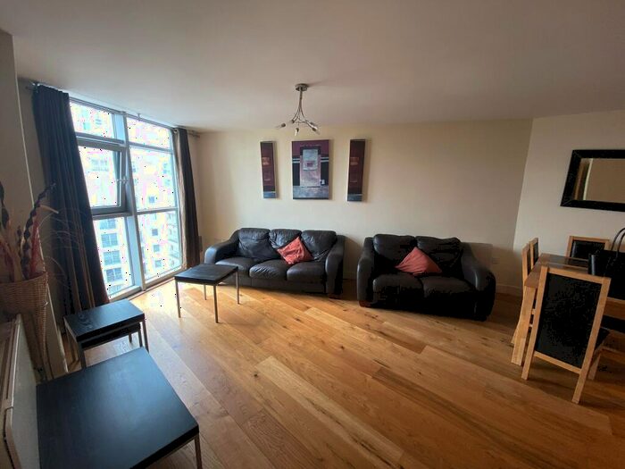 2 Bedroom Apartment To Rent In Bute Terrace, Cardiff, CF10