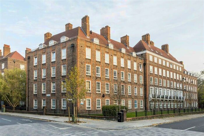 1 Bedroom Flat To Rent In Tabard Street, London, SE1