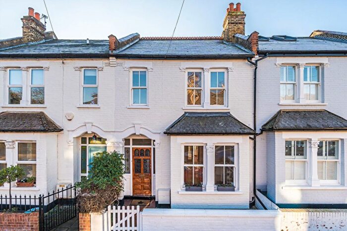 3 Bedroom Terraced House For Sale In Percy Road, Old Isleworth, TW7