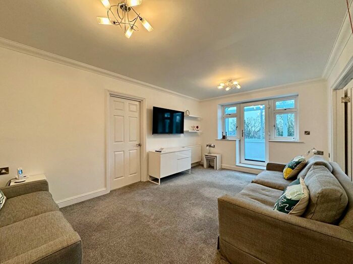 2 Bedroom Property For Sale In Edgware Way, Eaton Court, HA8