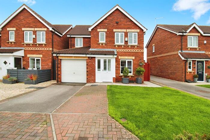 4 Bedroom Detached House For Sale In Braid Hills Drive, Castle Grange, Hull, HU7