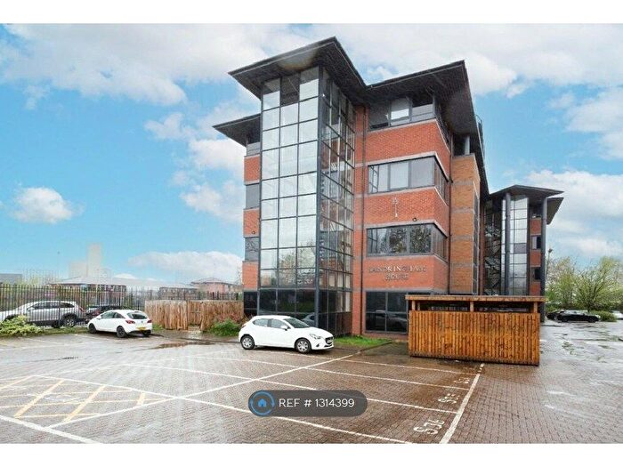 1 Bedroom Flat To Rent In Sandringham House, Salford, M5